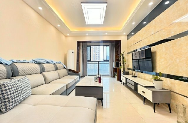 急售捡漏 地铁口 首付30来万 精装套三 钥匙在手 随时看房 急售捡漏 地铁口 首付30来万 精装套三 钥匙在手 随时看房