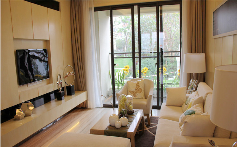 精装套三双卫 带车位 满五 房东急售 精装套三双卫 带车位 满五 房东急售